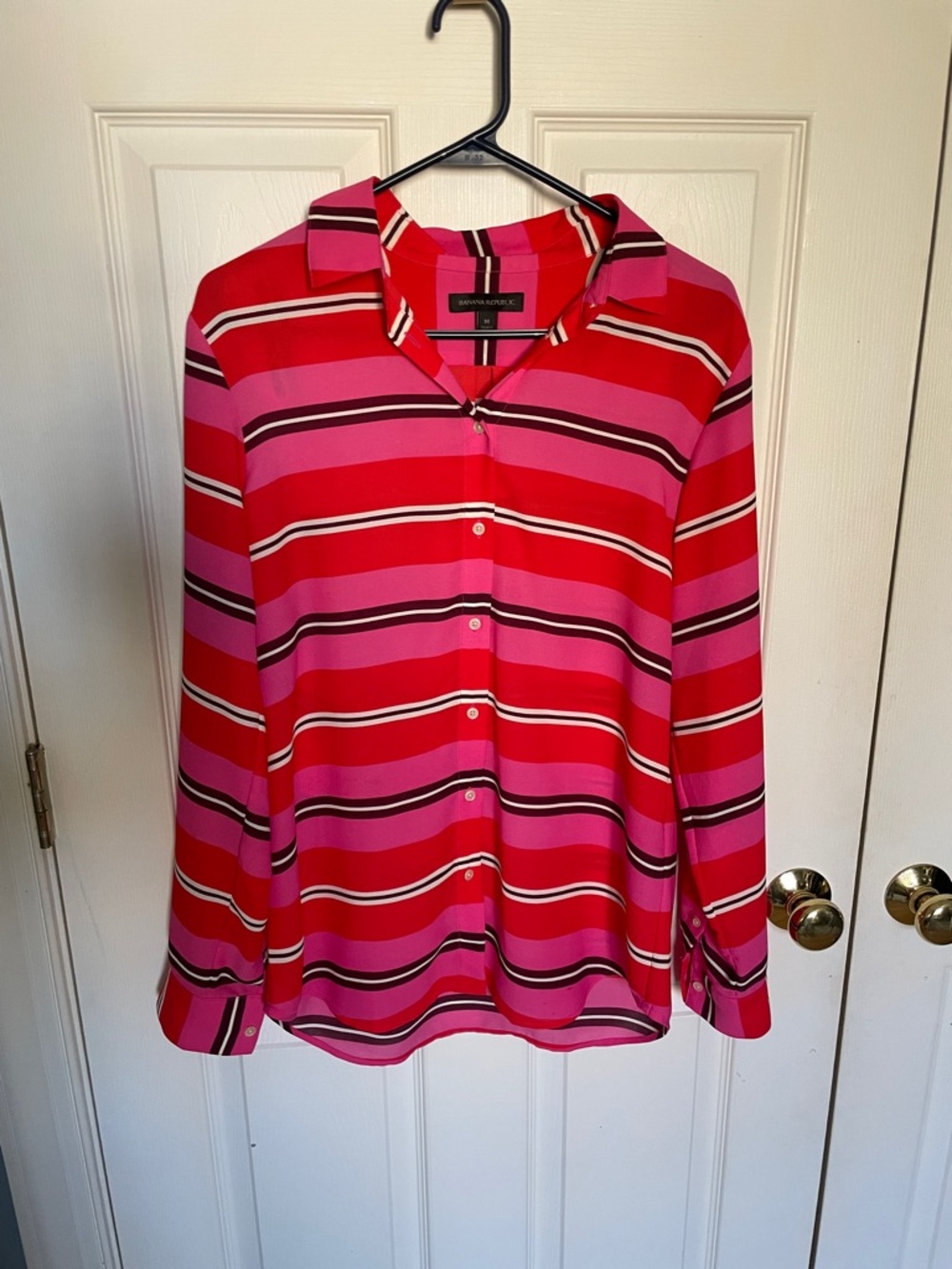 Banana, republic, vibrant Pink and Red Striped Button-Down Shirt ladies size m